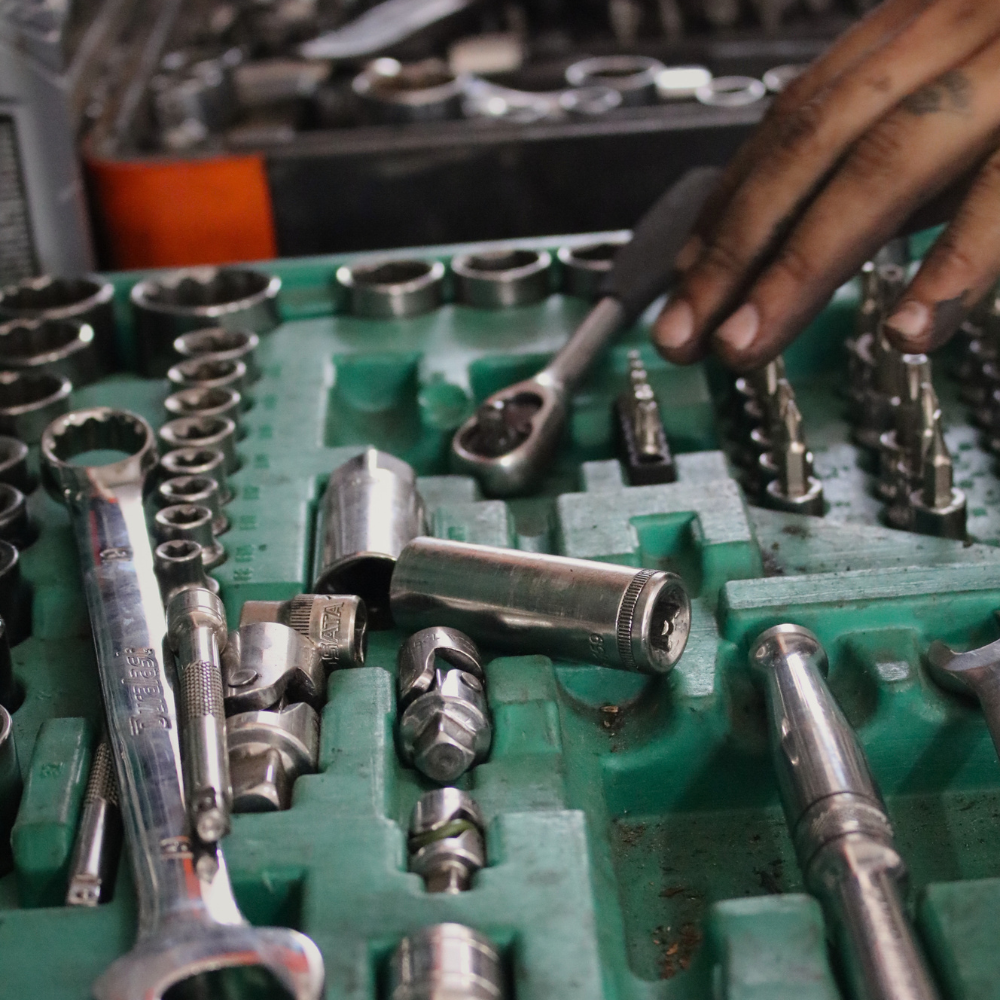 Caixa de ferramentas profissional Tavares Auto Center